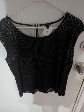 Ann Taylor Black Polka Dot Lace Cap Sleeve Top